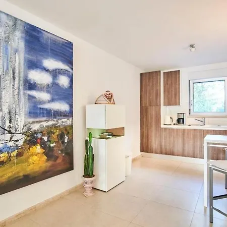 빌라 Bobos Place With Jacuzzi 46e