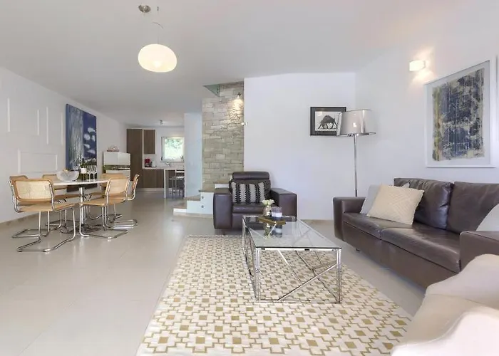 Bobos Place With Jacuzzi 46e Umag