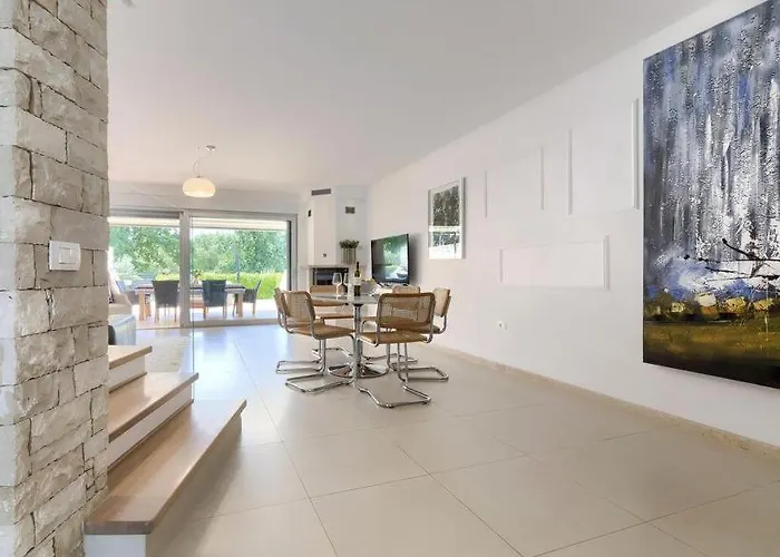 Bobos Place With Jacuzzi 46e Umag