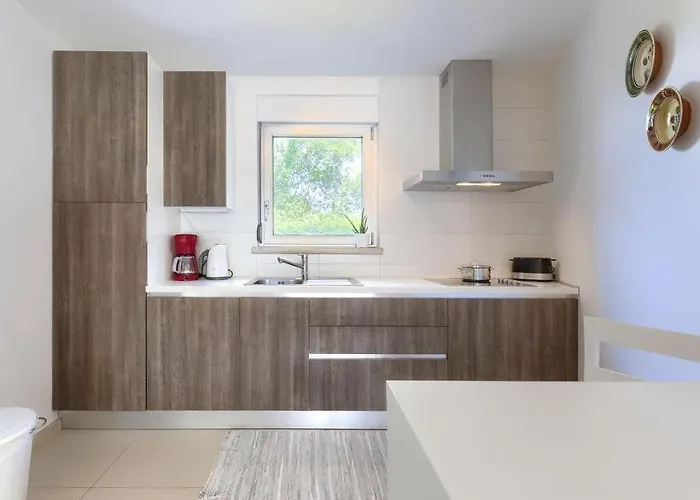 Villa Bobos Place With Jacuzzi 46e *