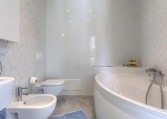 Villa Bobos Place With Jacuzzi 46e Umag