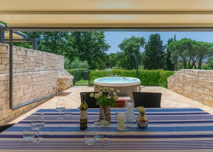 Bobos Place With Jacuzzi 46e