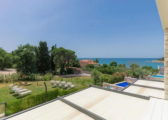 Bobos Place With Jacuzzi 46e *