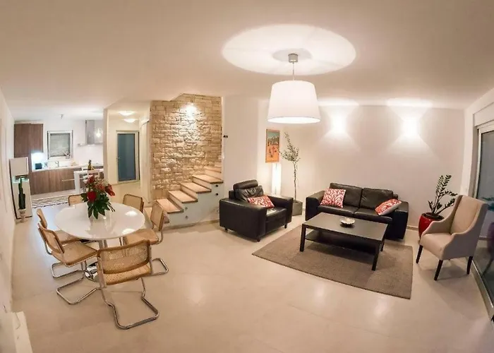 Villa Bobos Place With Jacuzzi 46e *