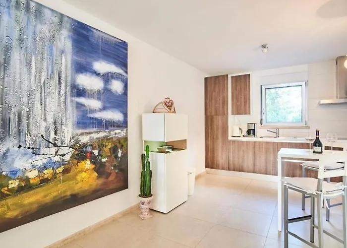 Villa Bobos Place With Jacuzzi 46e