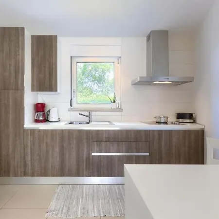 别墅 Bobos Place With Jacuzzi 46e *