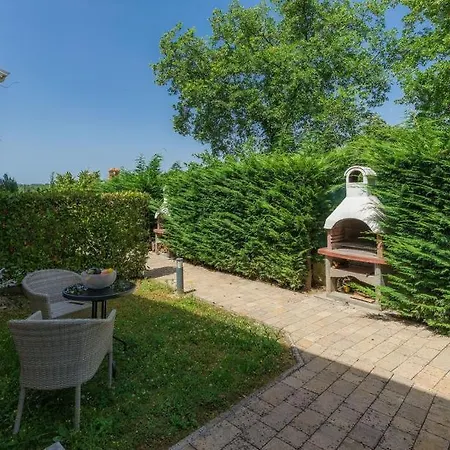 Bobos Place With Jacuzzi 46e * 乌马格